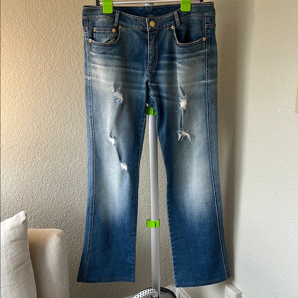 St. John Distressed Blue Jeans